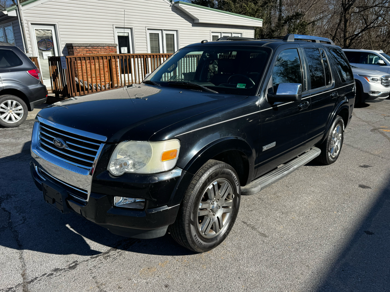 2008 Ford Explorer Limited's photo