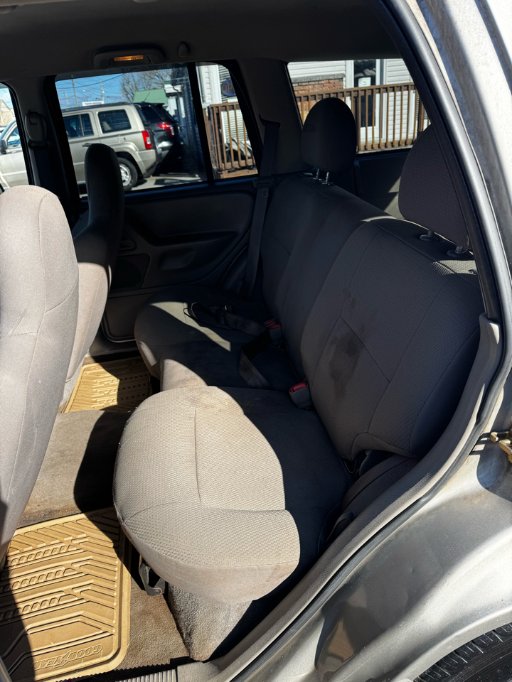 Jeep Grand Cherokee Laredo 4WD 2004