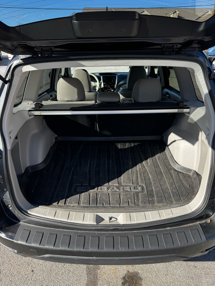 Subaru Forester 2.5X Limited 2012