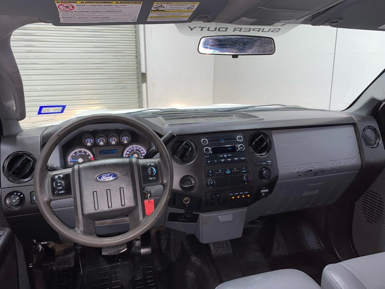 Ford F-350 SD XL SuperCab Long Bed DRW 2WD 2015
