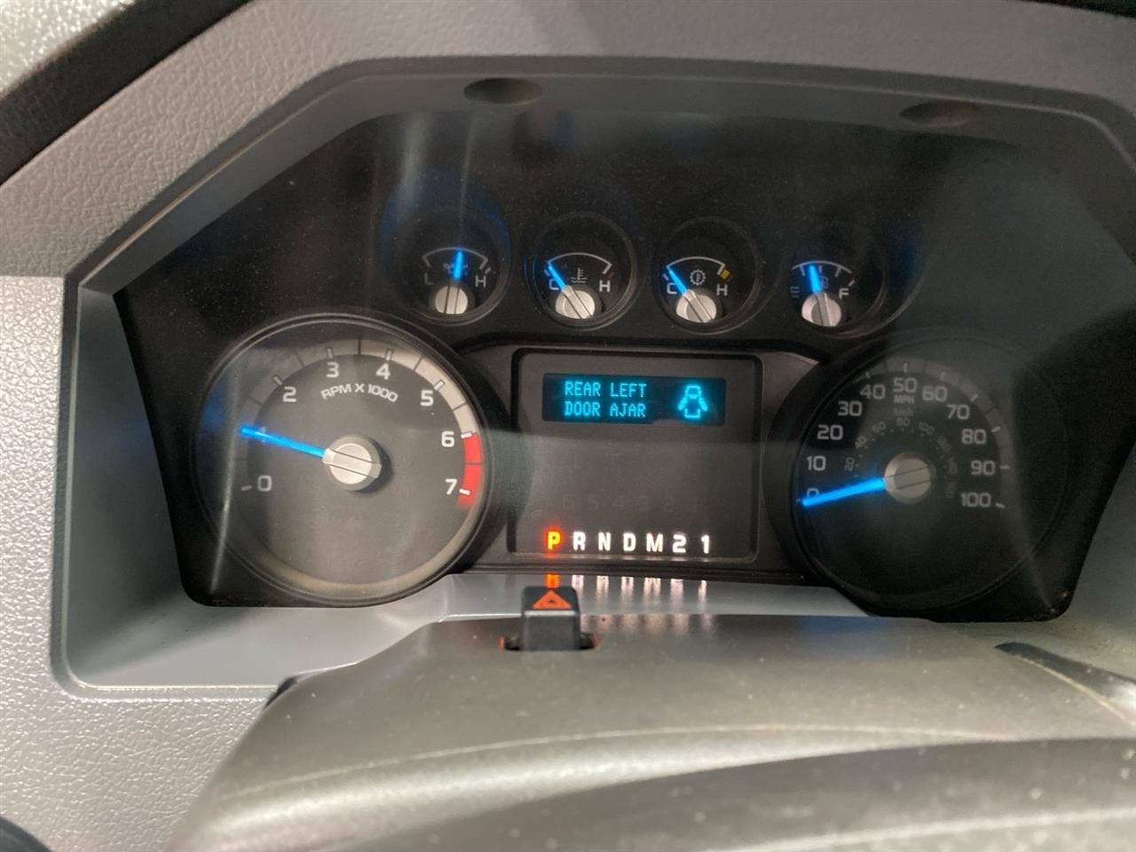 Ford F-350 SD XL SuperCab Long Bed DRW 2WD 2015