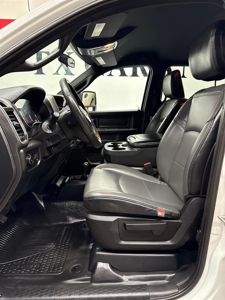 RAM 2500 Tradesman Crew Cab LWB 4WD 2024
