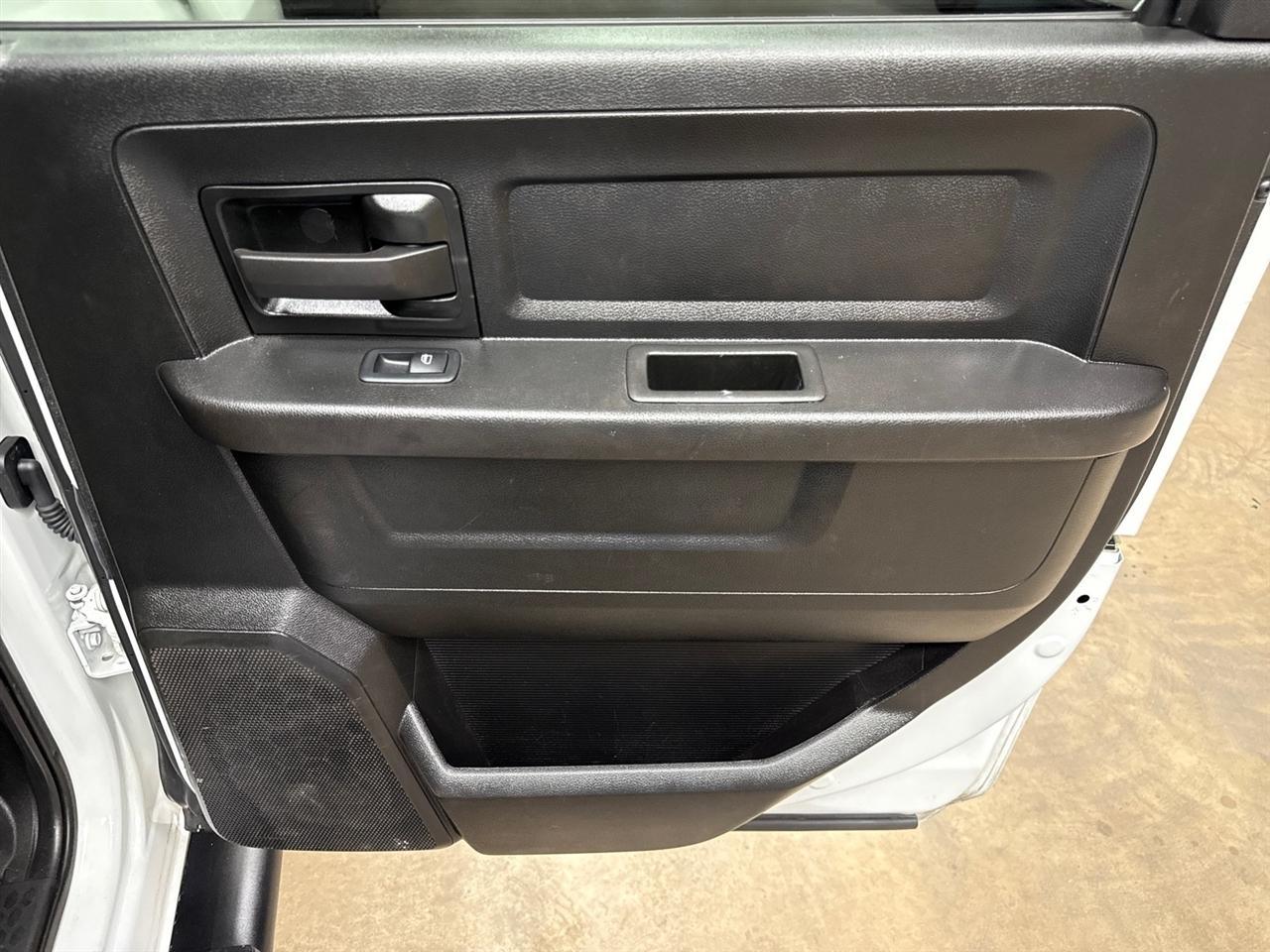 RAM 2500 Tradesman Crew Cab LWB 4WD 2024