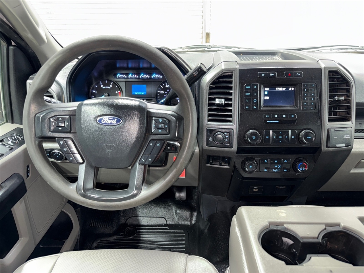 Ford F-250 SD XL Crew Cab Long Bed 4WD 2022