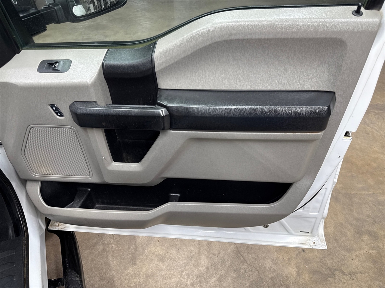 Ford F-250 SD XL Crew Cab Long Bed 4WD 2022