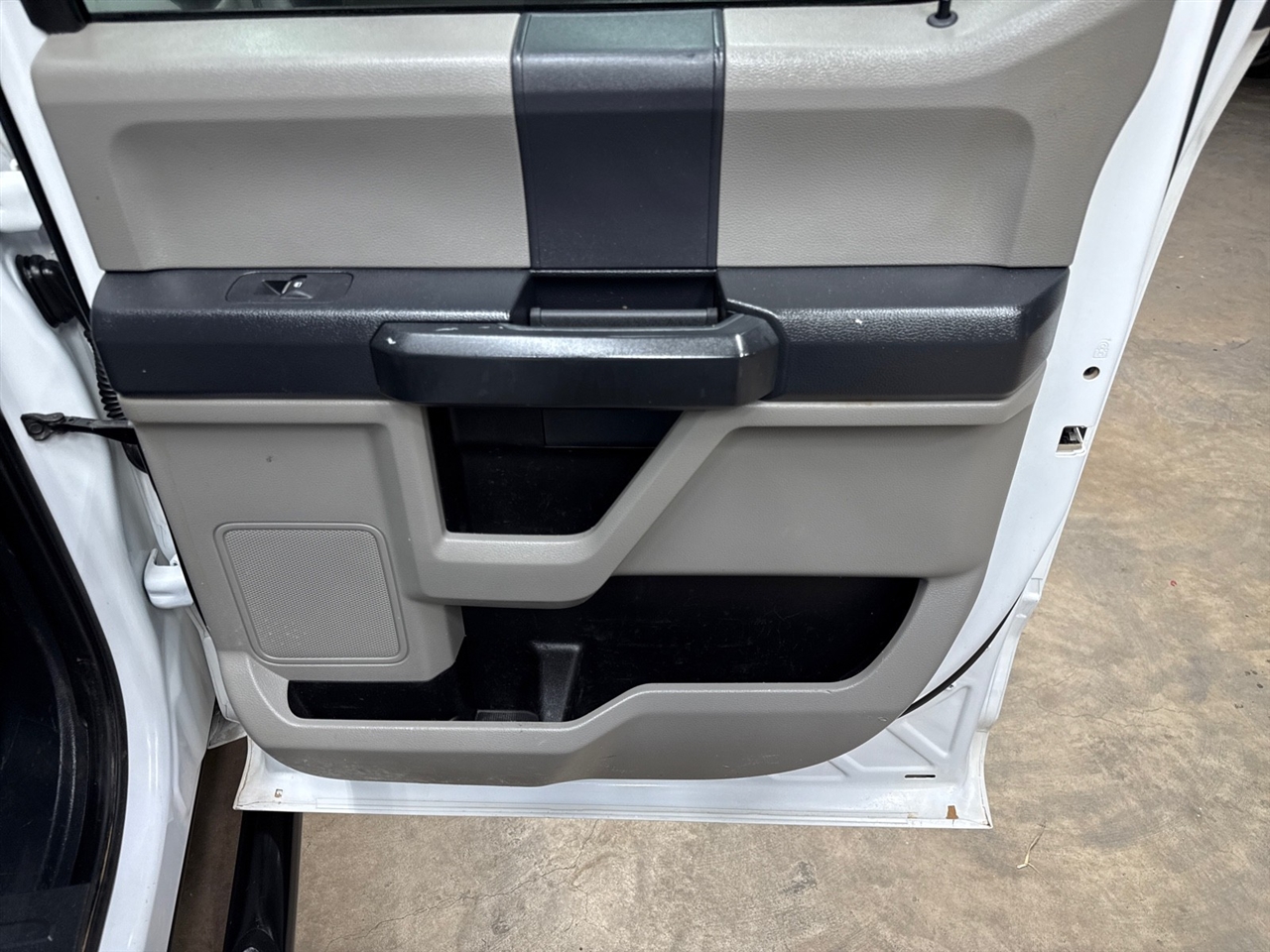 Ford F-250 SD XL Crew Cab Long Bed 4WD 2022