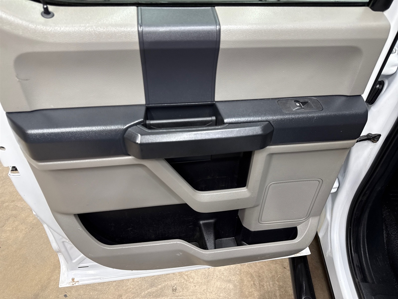 Ford F-250 SD XL Crew Cab Long Bed 4WD 2022