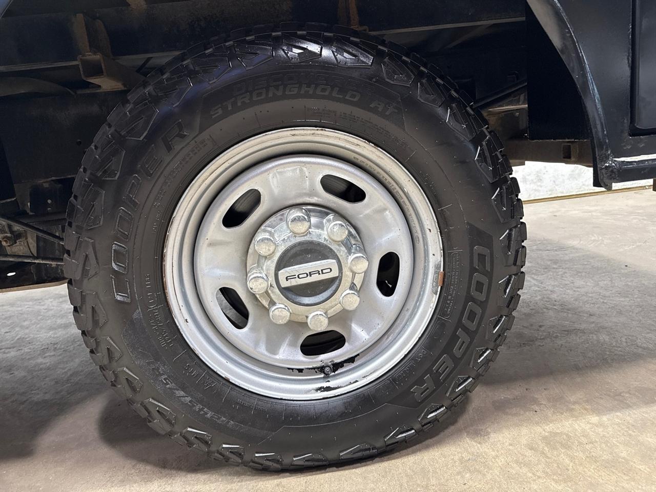 Ford F-250 SD XL Crew Cab Long Bed 4WD 2022