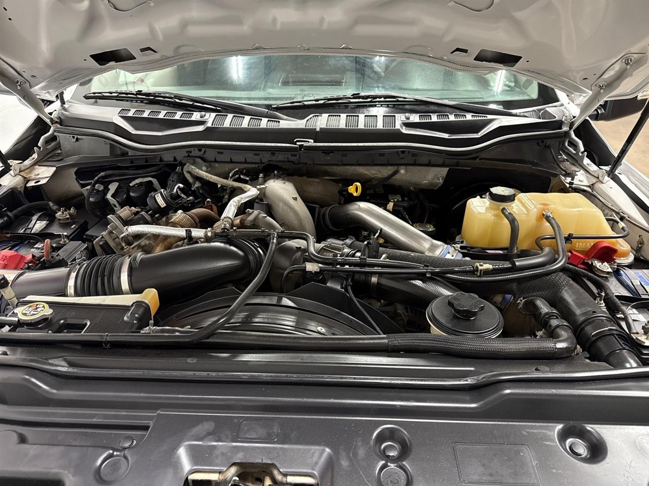 Ford F-250 SD XL Crew Cab Long Bed 4WD 2022