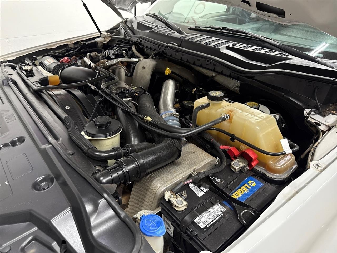 Ford F-250 SD XL Crew Cab Long Bed 4WD 2022