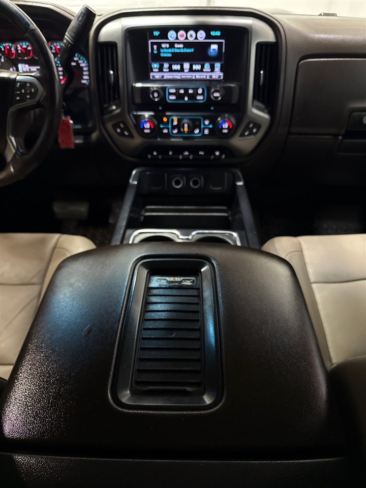 Chevrolet Silverado 3500HD LTZ Crew Cab 4WD 2018