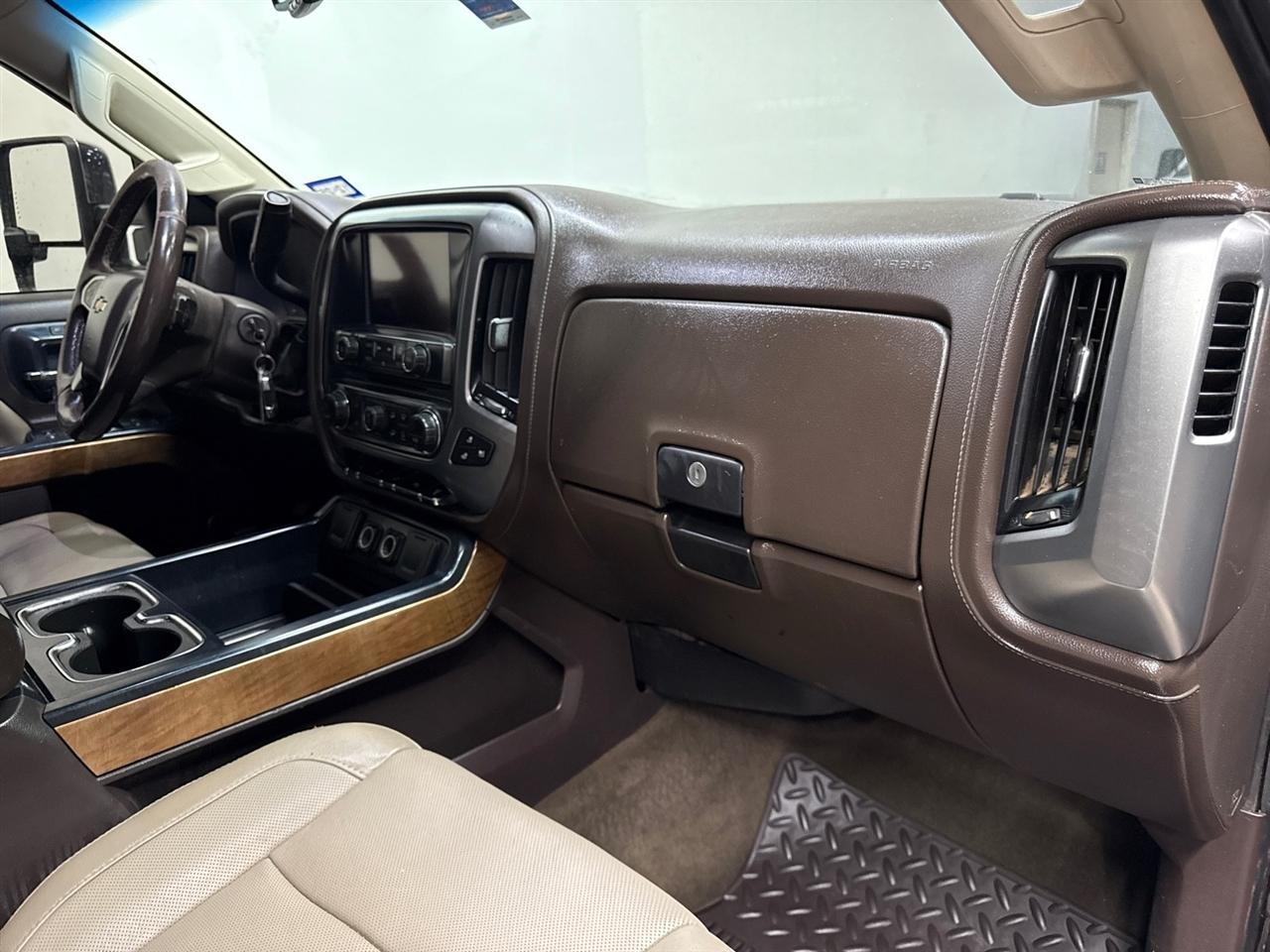 Chevrolet Silverado 3500HD LTZ Crew Cab 4WD 2018