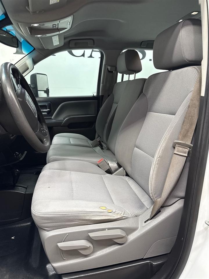 GMC Sierra 3500HD Base Crew Cab 4WD 2016