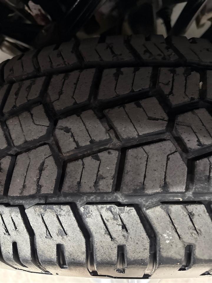 GMC Sierra 3500HD Base Crew Cab 4WD 2016