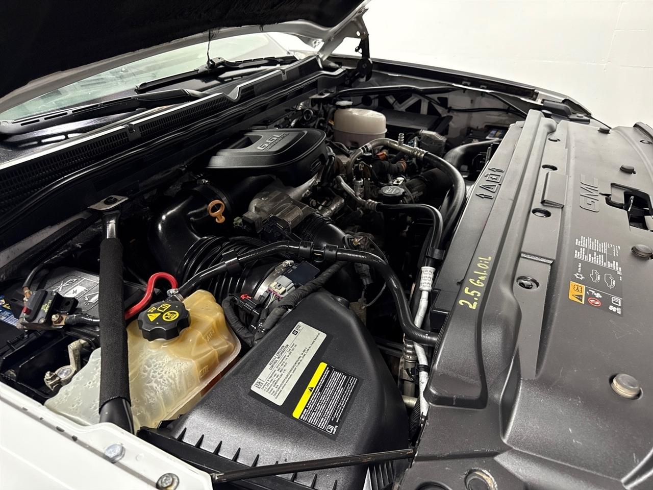 GMC Sierra 3500HD Base Crew Cab 4WD 2016