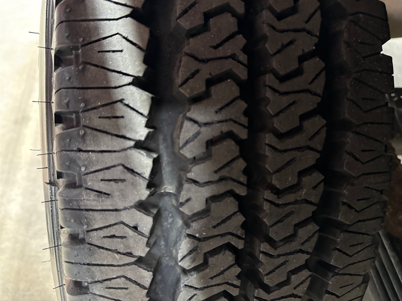 GMC Sierra 2500HD SLE Double Cab 4WD SB 2023