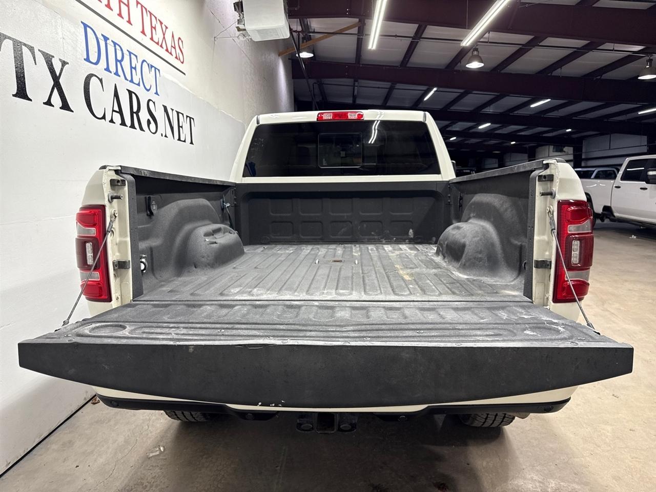 RAM 2500 Laramie Crew Cab SWB 4WD 2023