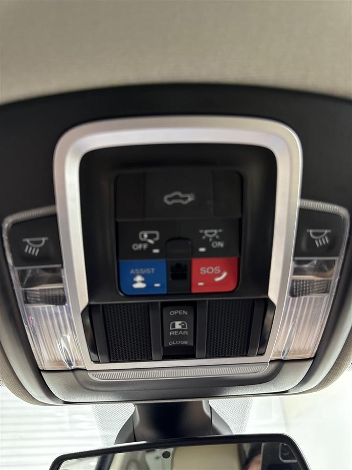 RAM 2500 Laramie Crew Cab SWB 4WD 2023