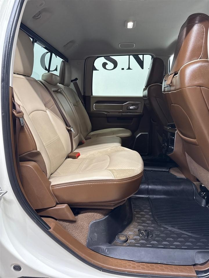 RAM 2500 Laramie Crew Cab SWB 4WD 2023