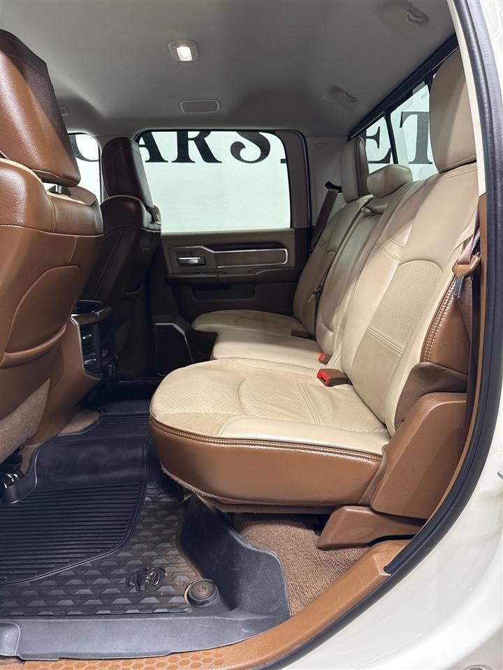 RAM 2500 Laramie Crew Cab SWB 4WD 2023