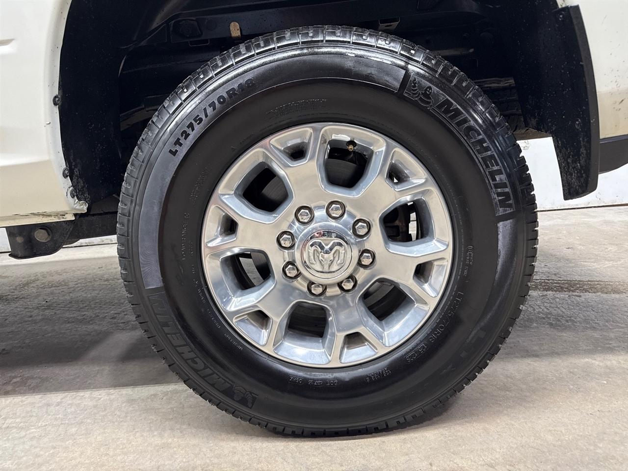 RAM 2500 Laramie Crew Cab SWB 4WD 2023