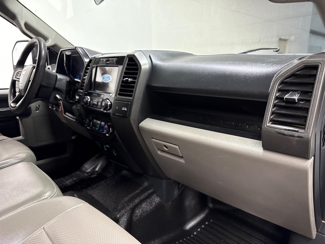 Ford F-250 SD XL Crew Cab Long Bed 4WD 2022