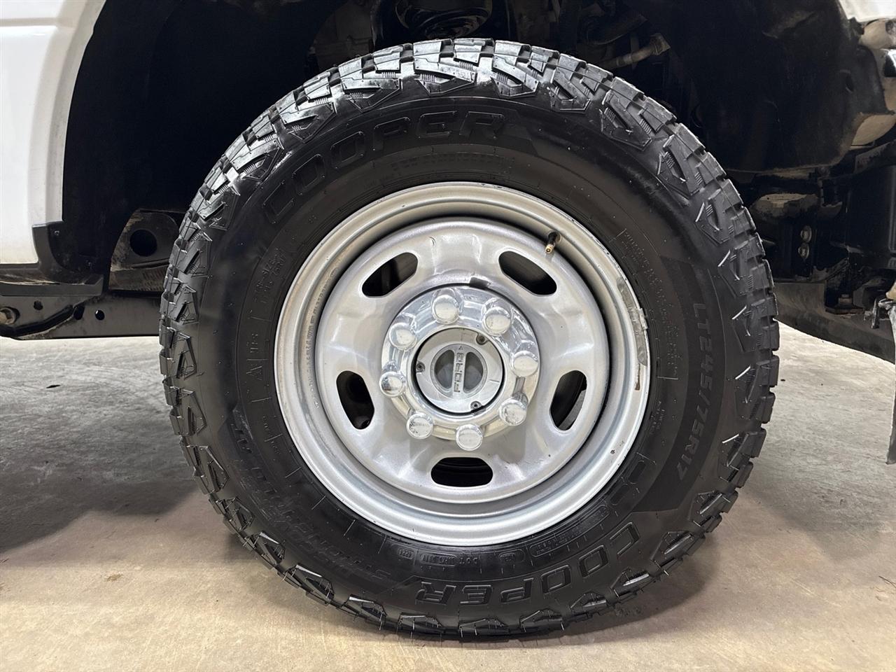 Ford F-250 SD XL Crew Cab Long Bed 4WD 2022