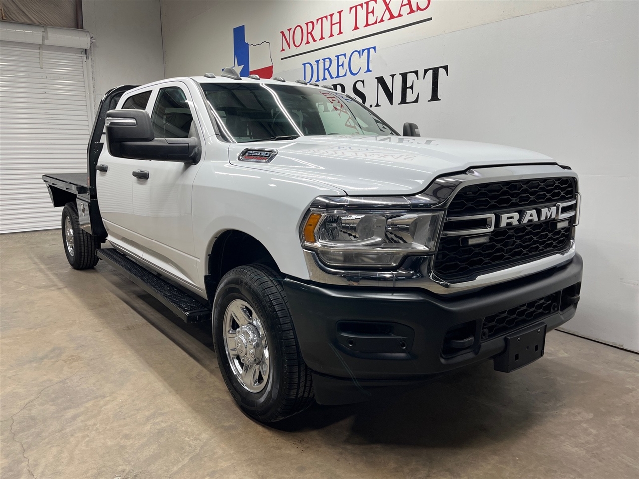 RAM 2500 Tradesman Crew Cab LWB 4WD 2024