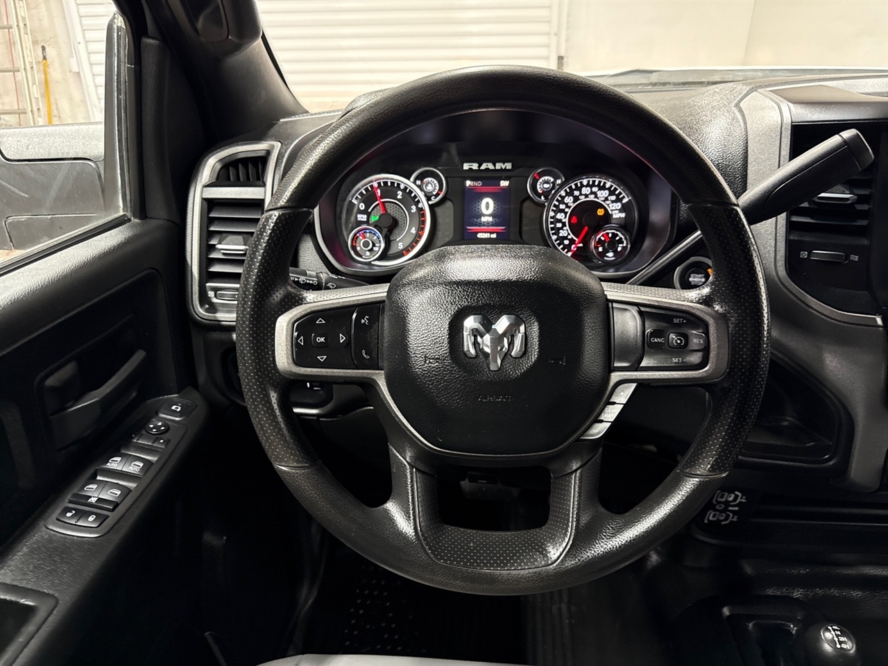 RAM 2500 Tradesman Crew Cab LWB 4WD 2024