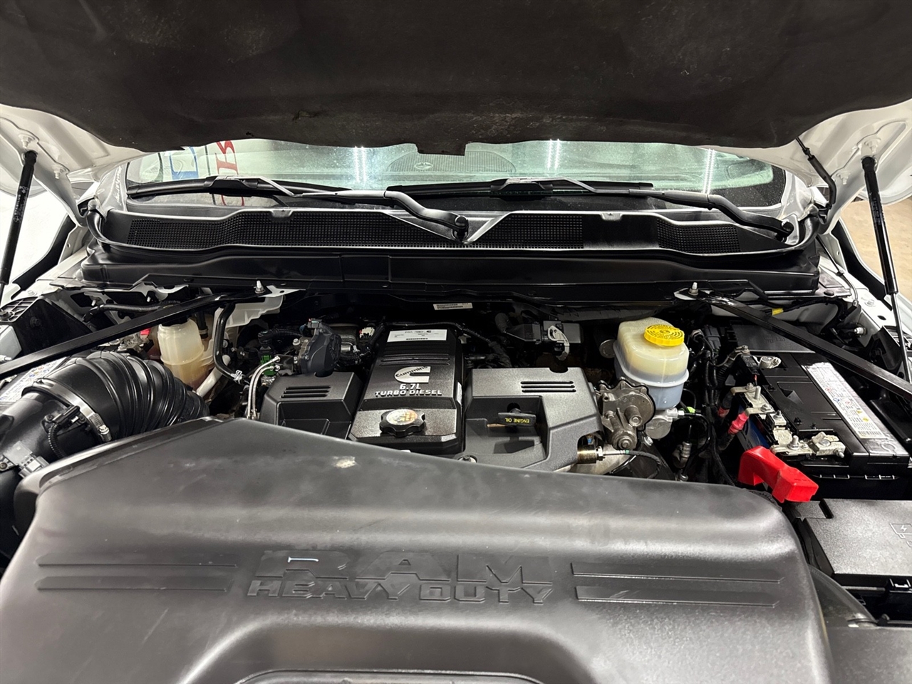 RAM 2500 Tradesman Crew Cab LWB 4WD 2024