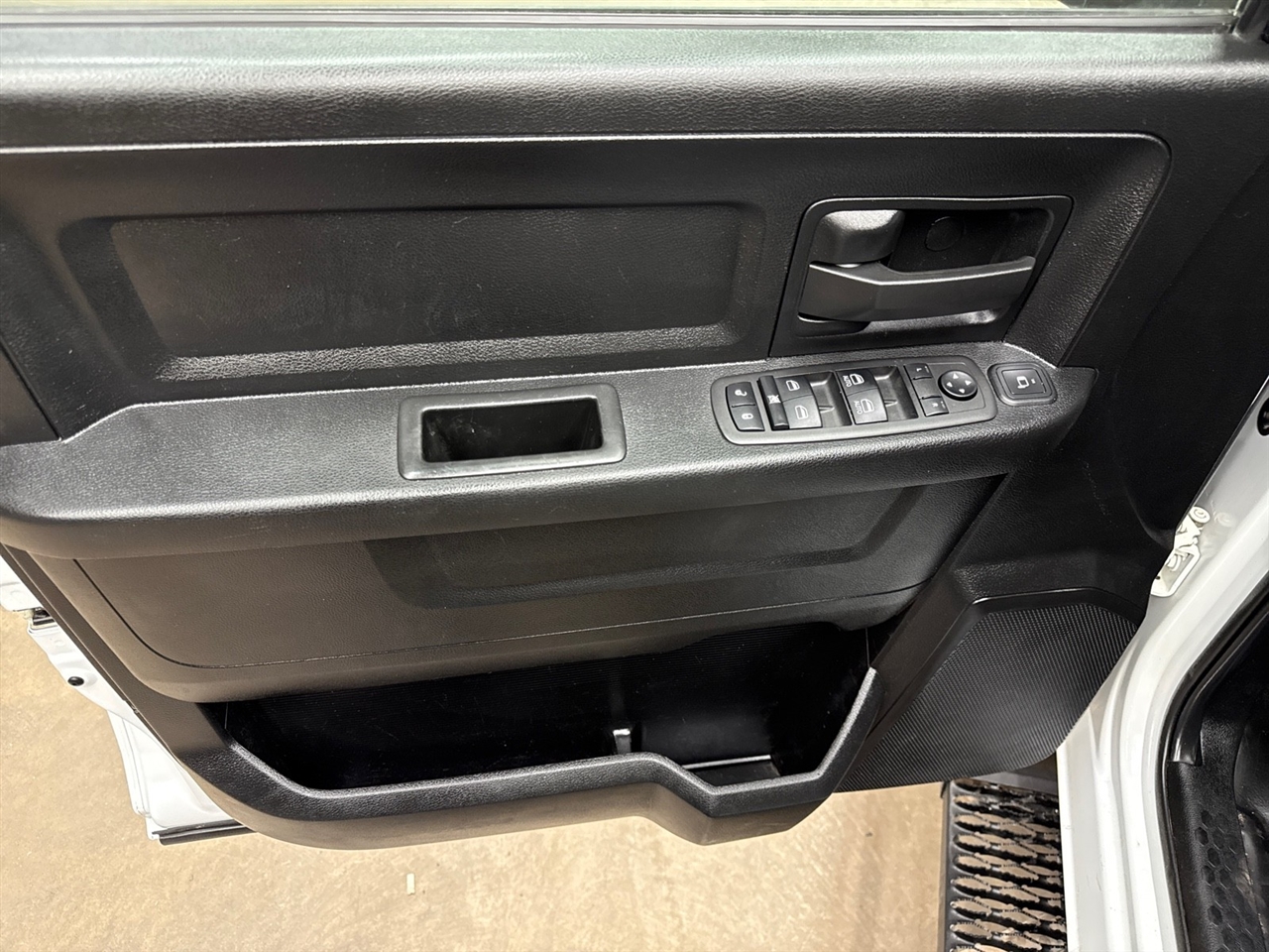 RAM 2500 Tradesman Crew Cab LWB 4WD 2024