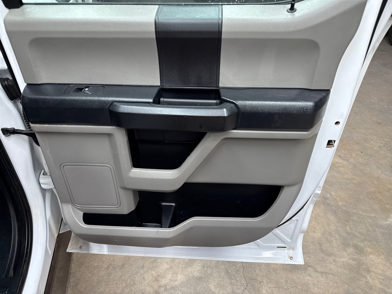 Ford F-550 Crew Cab DRW 4WD 2021