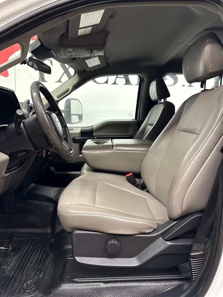 Ford F-550 Crew Cab DRW 4WD 2021