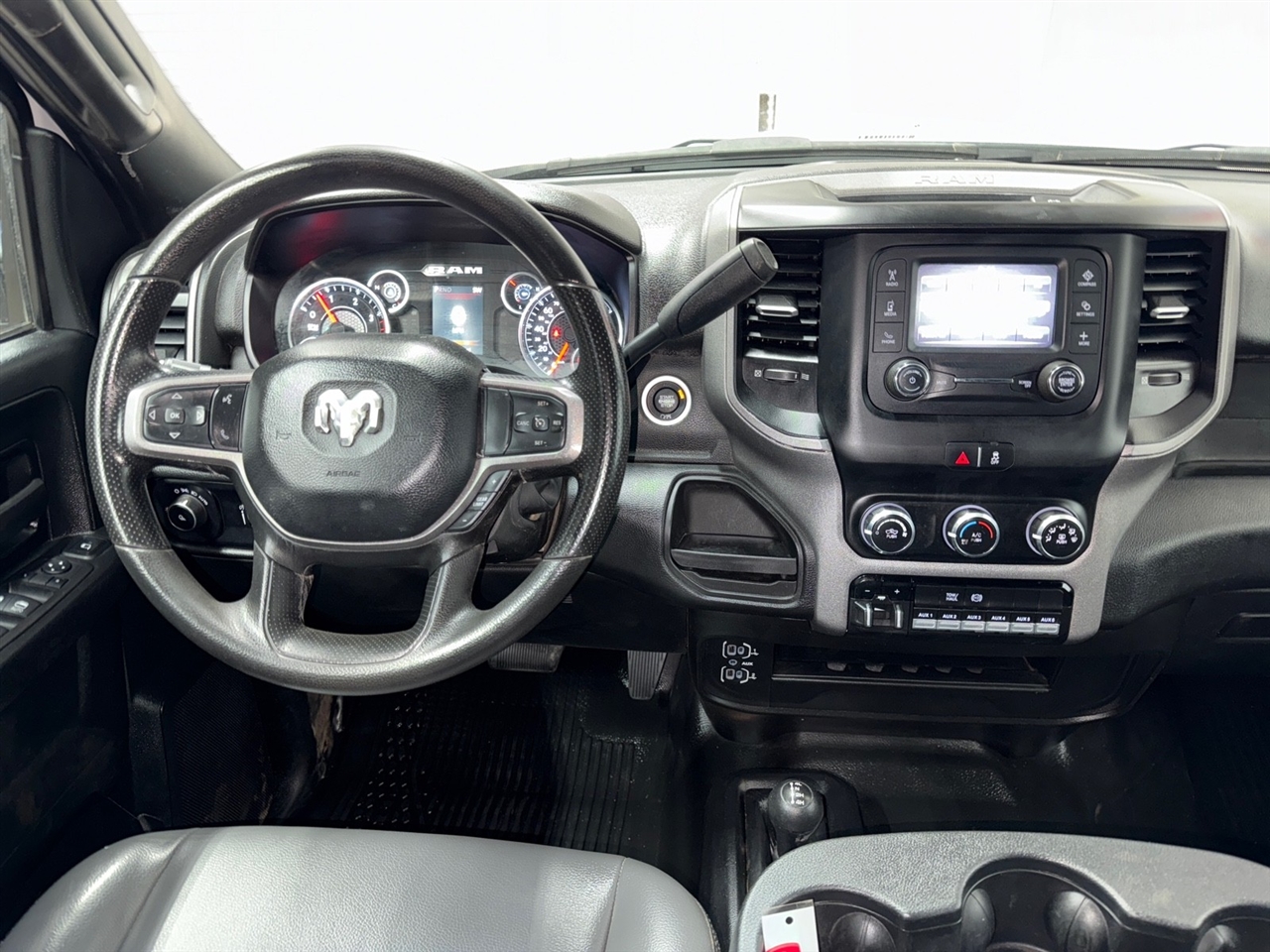 RAM 2500 Tradesman Crew Cab LWB 4WD 2024