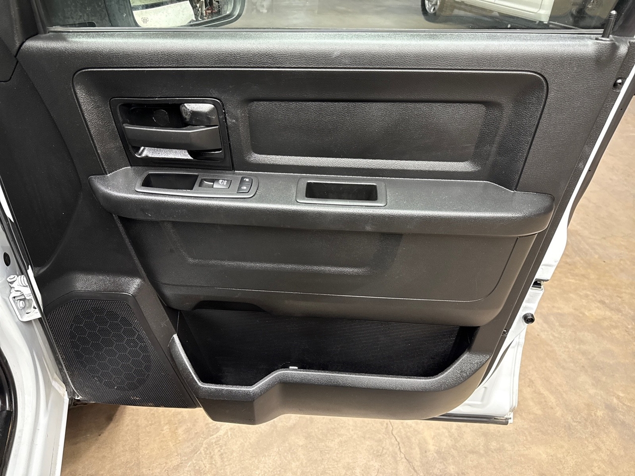 RAM 2500 Tradesman Crew Cab LWB 4WD 2024