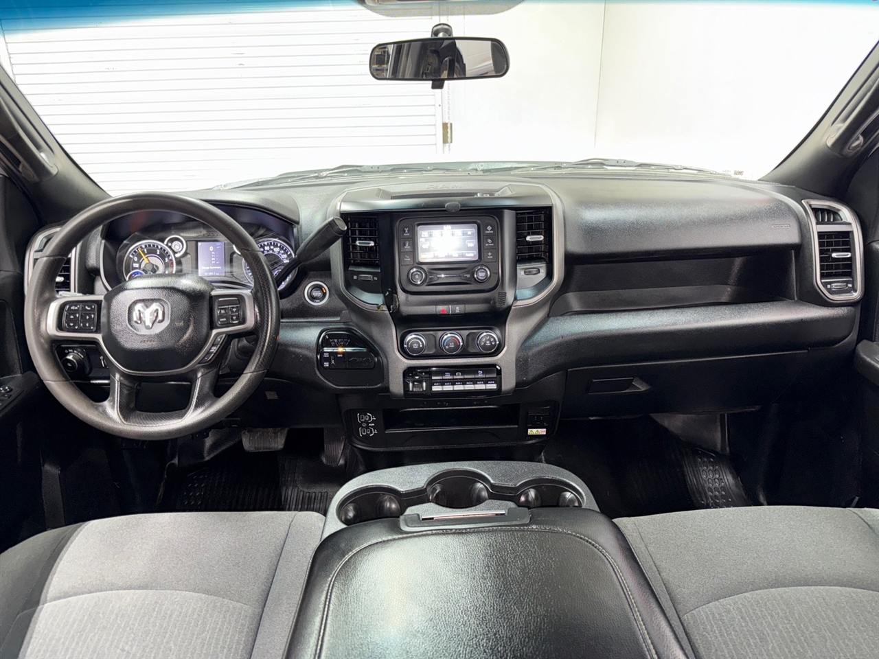 RAM 3500 Tradesman Crew Cab 4WD 2022