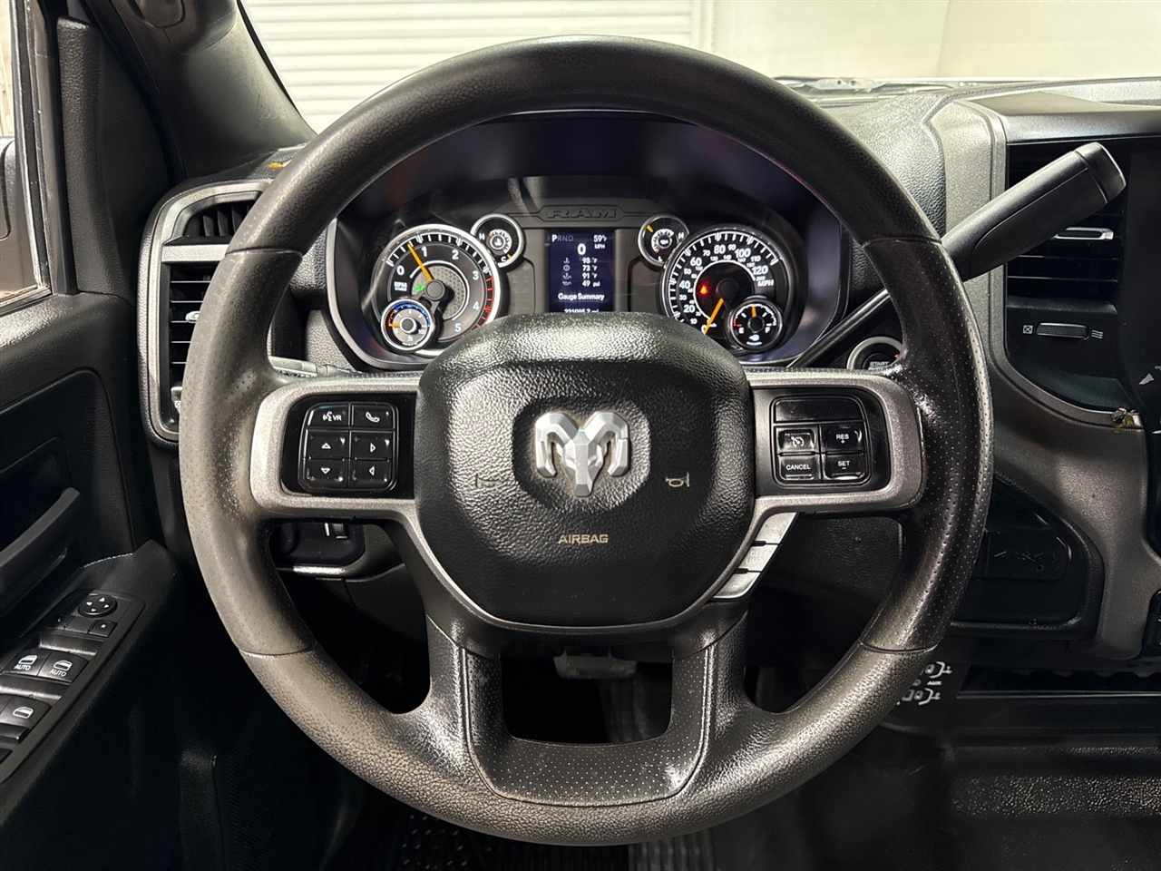 RAM 3500 Tradesman Crew Cab 4WD 2022