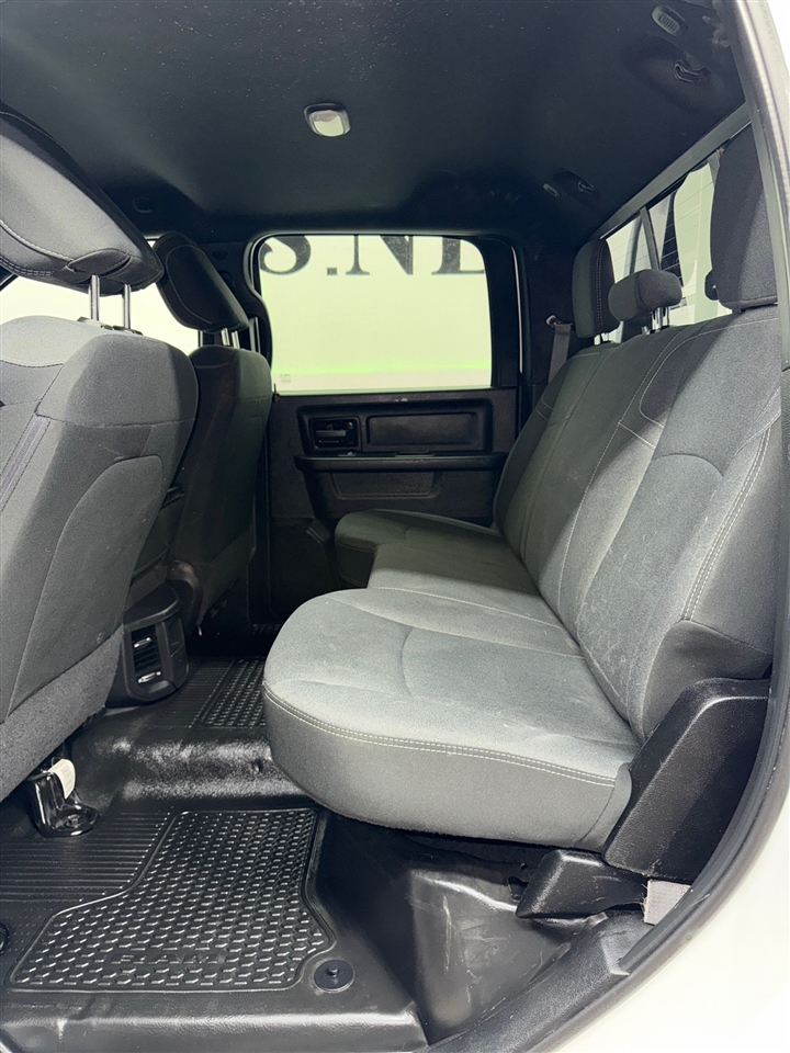 RAM 3500 Tradesman Crew Cab 4WD 2022