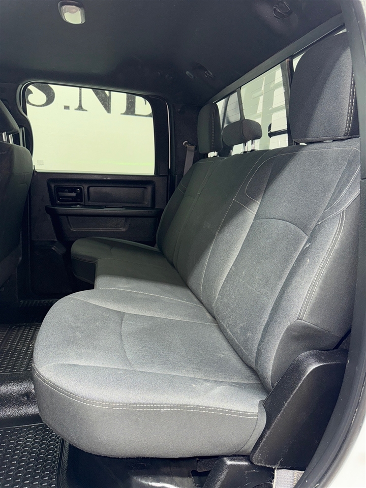 RAM 3500 Tradesman Crew Cab 4WD 2022