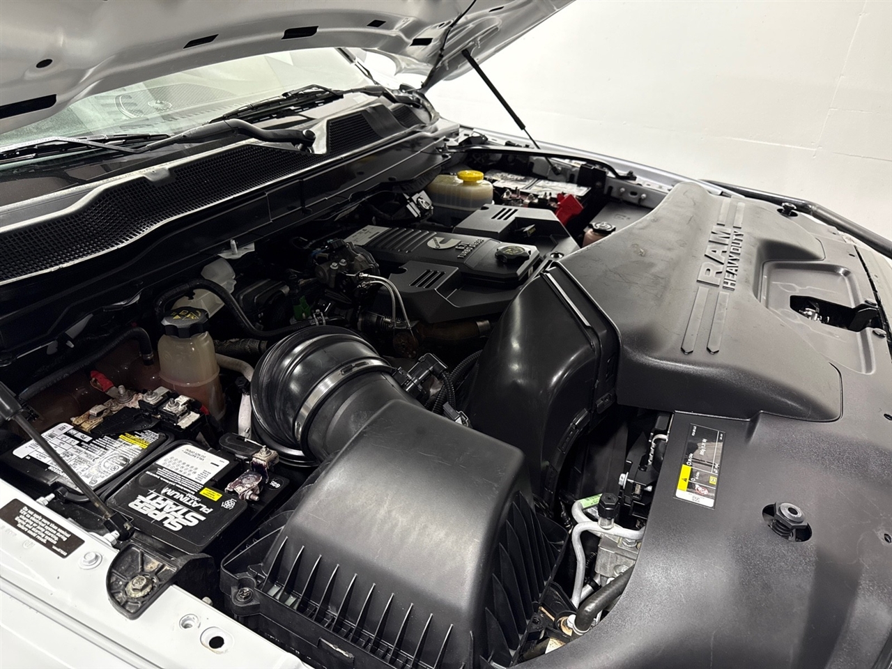 RAM 3500 Tradesman Crew Cab 4WD 2022