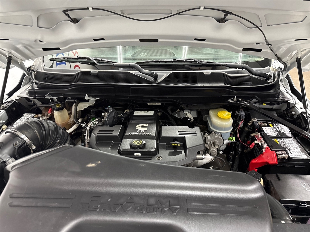 RAM 3500 Tradesman Crew Cab 4WD 2022