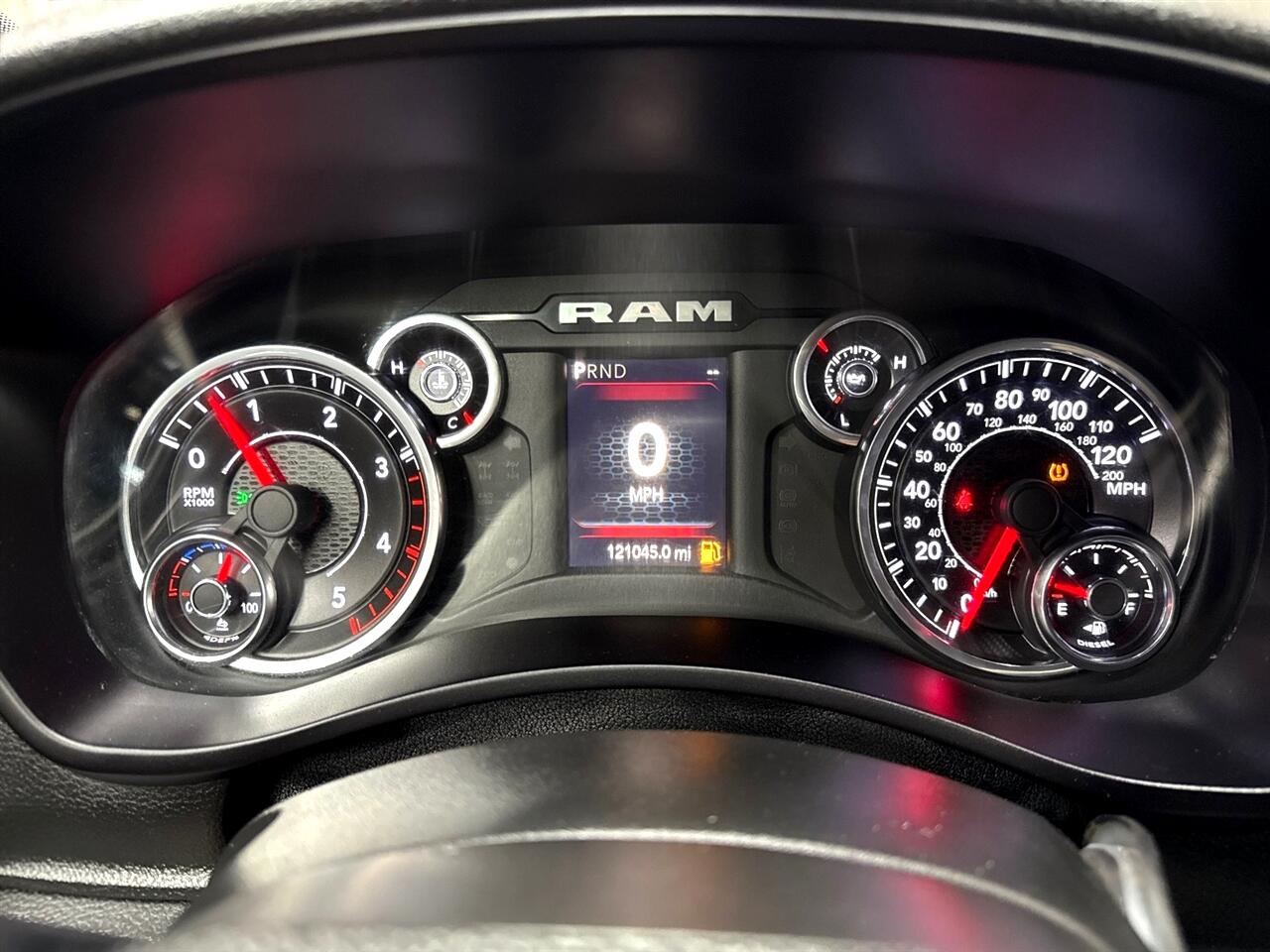 RAM 2500 Tradesman Crew Cab LWB 4WD 2023