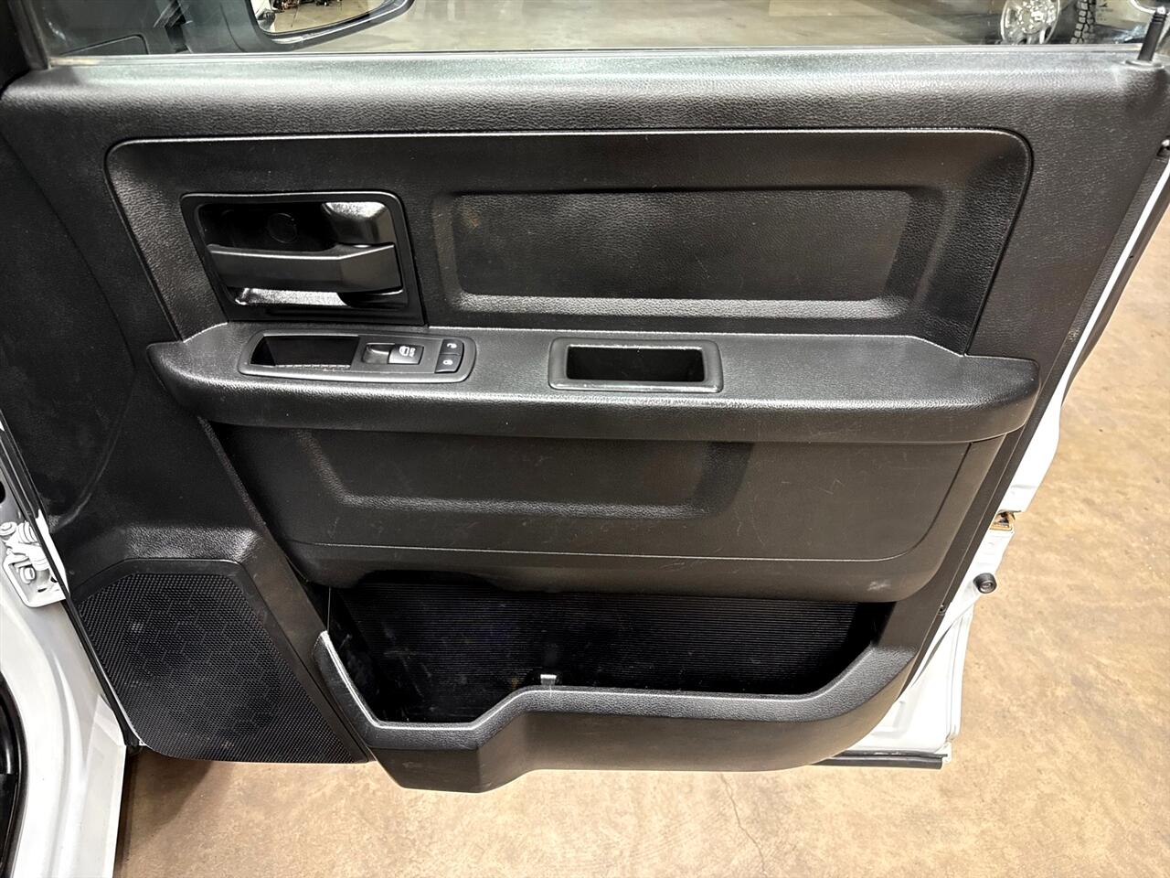 RAM 2500 Tradesman Crew Cab LWB 4WD 2023