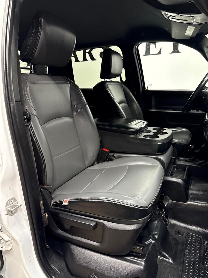 RAM 2500 Tradesman Crew Cab LWB 4WD 2023