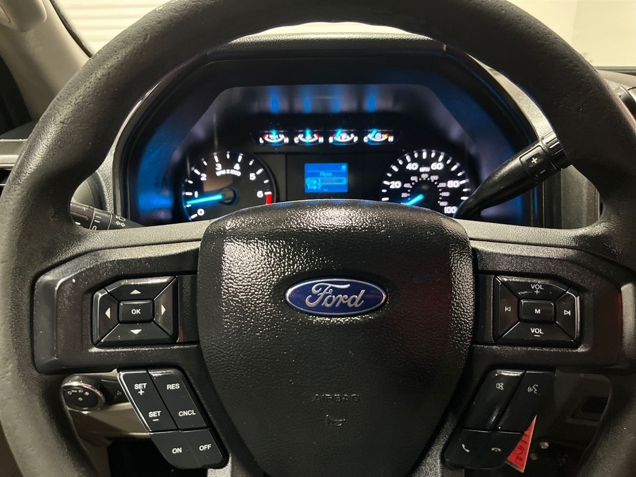 Ford F-350 SD XL DRW 4WD 2017