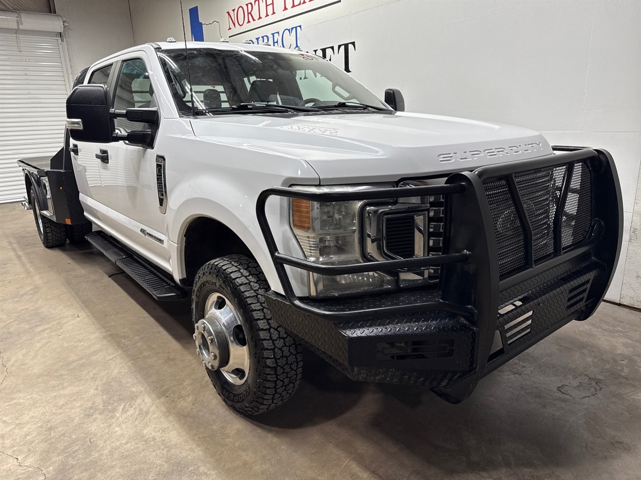 Ford F-350 SD Platinum Crew Cab Long Box 4WD DRW 2022