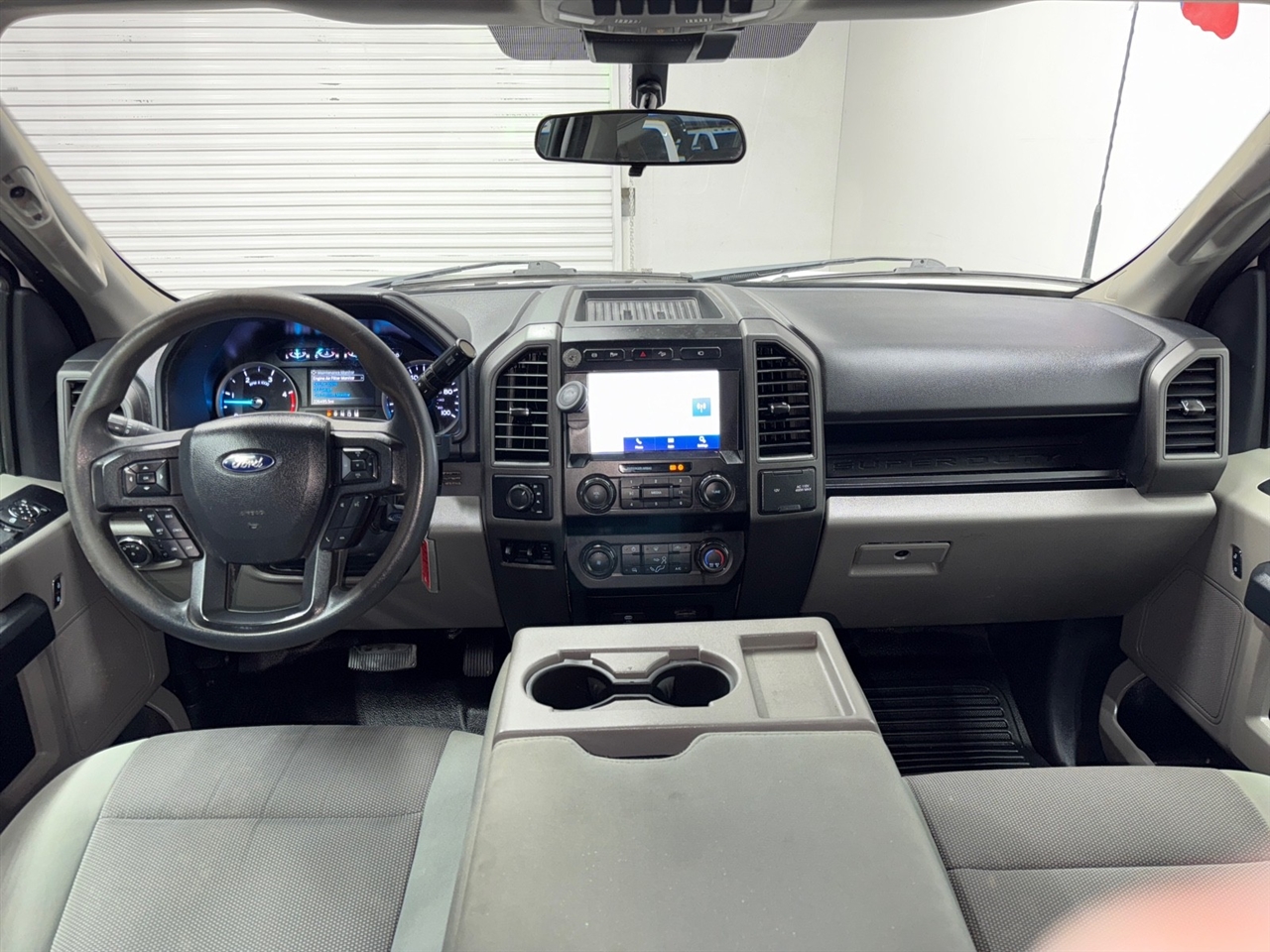 Ford F-350 SD Platinum Crew Cab Long Box 4WD DRW 2022