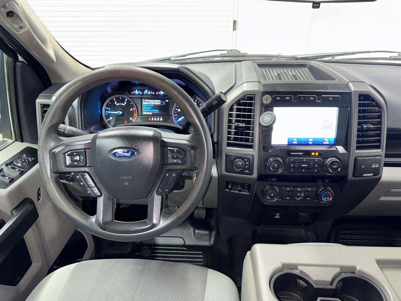 Ford F-350 SD Platinum Crew Cab Long Box 4WD DRW 2022