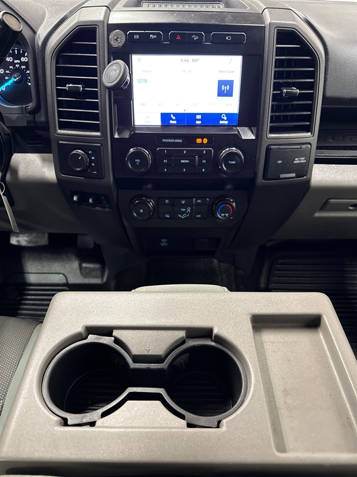 Ford F-350 SD Platinum Crew Cab Long Box 4WD DRW 2022