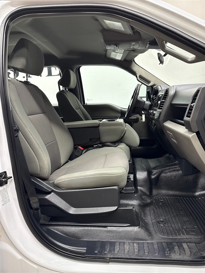 Ford F-350 SD Platinum Crew Cab Long Box 4WD DRW 2022